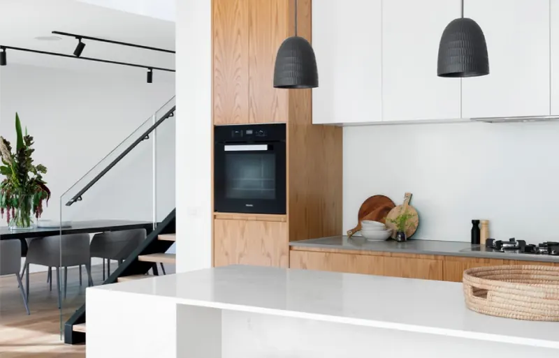 Navigating Your Interior Design Journey: Choosing the Right Designer and Planning a Project